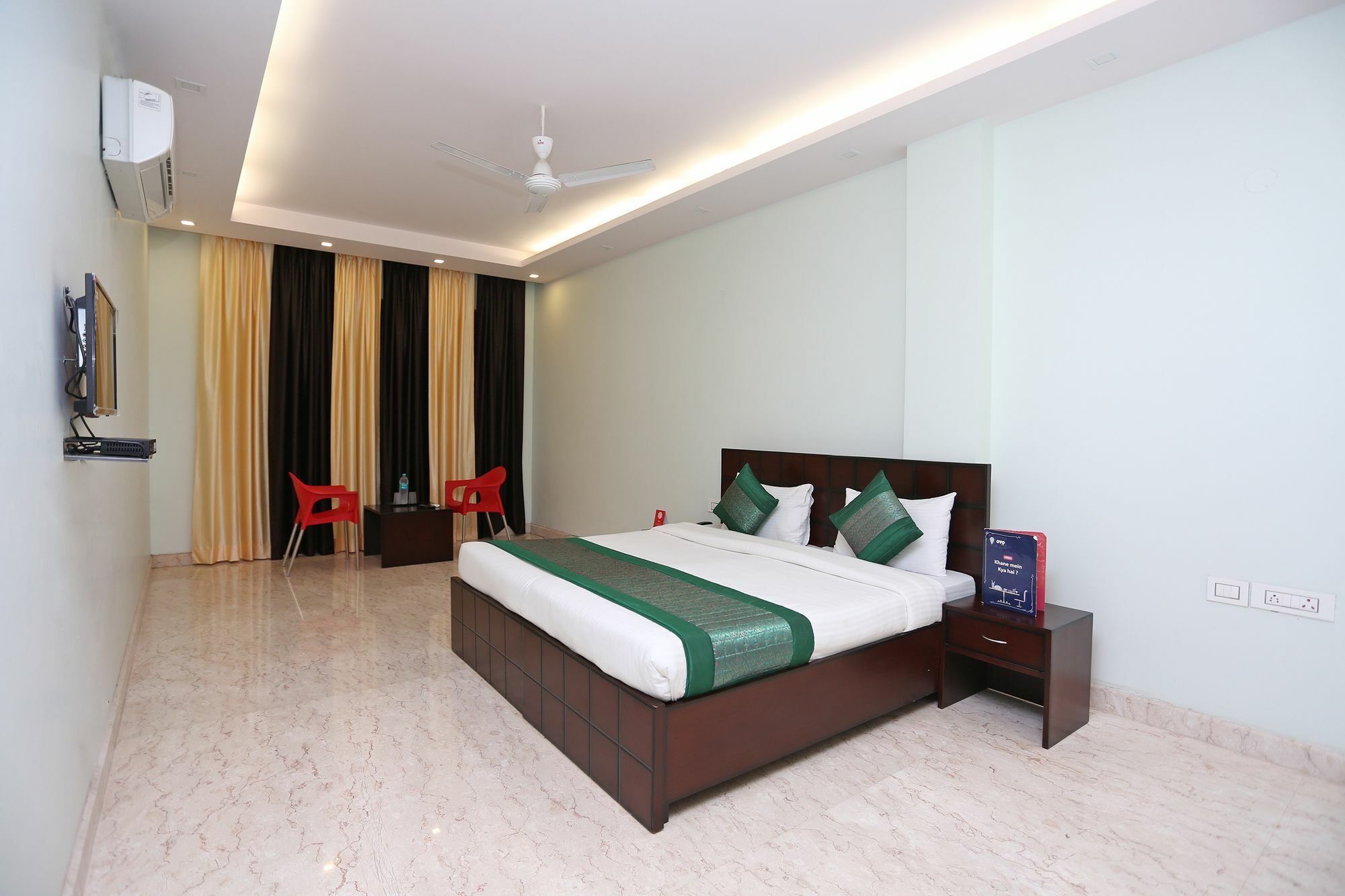 Oyo 9664 Sector 48 Hotel Gurgaon Exterior foto